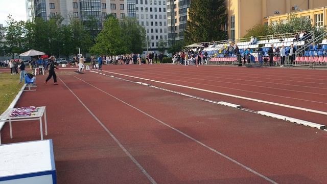 Финальные забеги на 400 м - девушки (3.06.2022). смотреть онлайн