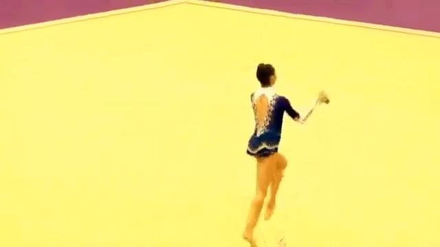 Грузинский танец - Рачули [Супер-танец от гимнастки ! Класс !] смотреть онлайн