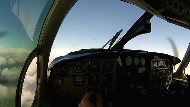 Décrochage - PA31 Chieftain - Cockpit View - Full HD (1080p) смотреть онлайн