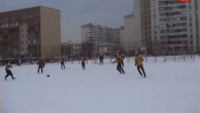 МНИИПА - Красная Стрела. Голы первого тайма. смотреть онлайн