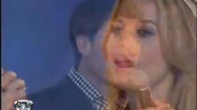 Showmatch 2010 - Lola le canta al amor смотреть онлайн