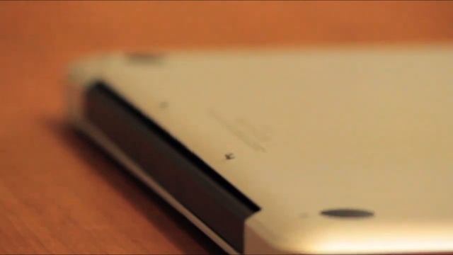 How to install memory for your MacBook Pro Unibody DDR3 RAM смотреть онлайн
