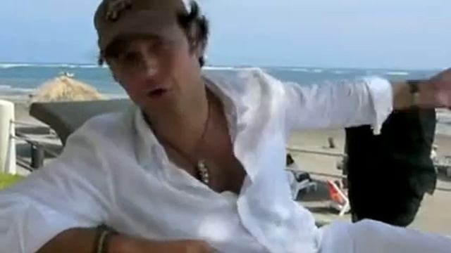Valentino Lanus, Desde Veracruz - http://misnovelasfavoritas.com/foro/viewforum.php?f=51 смотреть онлайн