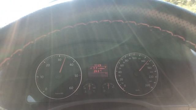 VW Caddy 1.9 TDİ STOCK TOP SPEED смотреть онлайн