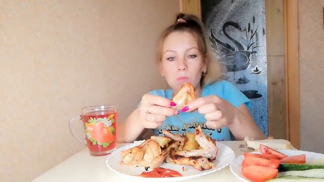 МУКБАНГ //РАССОЛЬНИК КРЫЛЫШКИ КАРТОШКА//БОЛТАЛКА