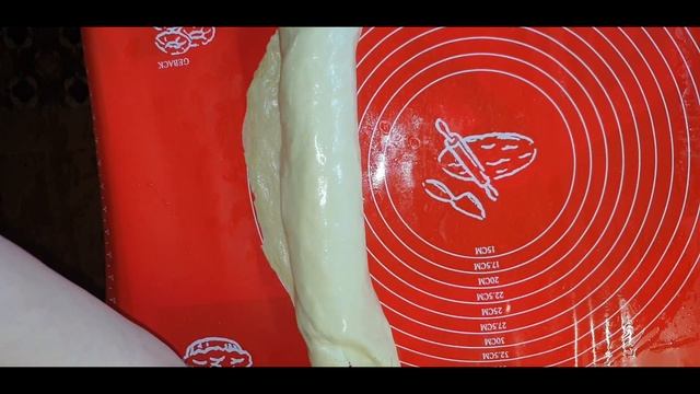 пицца на слоем дрожжевом тесте смотреть онлайн