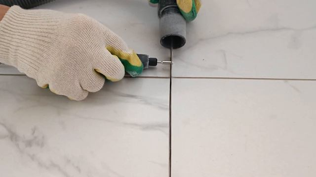 Как быстро удалить старую затирку из швов плитки смотреть онлайн