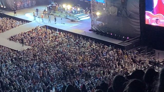 Kenny Chesney Live at Raymond James Stadium 4-23-22 смотреть онлайн