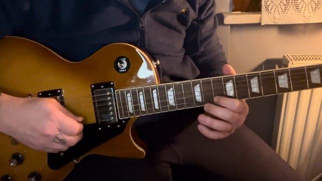 Improvvisazione16 - Epiphone Les Paul Classic Honey burst смотреть онлайн