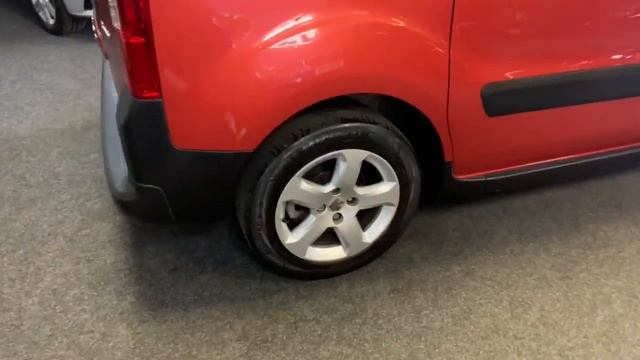 2010 PEUGEOT PARTNER смотреть онлайн