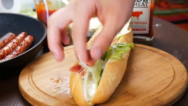 САМЫЙ БЮДЖЕТНЫЙ ХОТ-ДОГ VS САМЫЙ ДОРОГОЙ _ СРАВНЕНИЕ ХОТ-ДОГОВ. (720p).