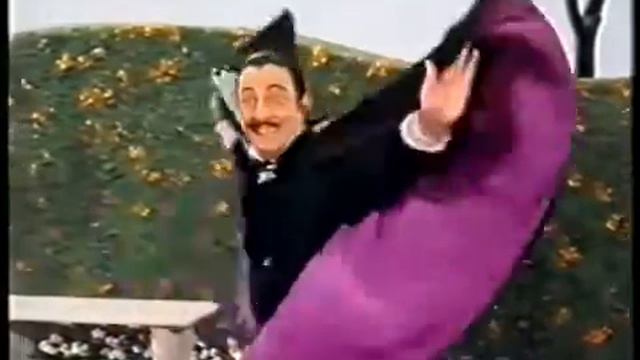 Ray Bolger & Annette Funicello - "Castle In Spain " смотреть онлайн