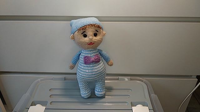 Гномик Бантик крючком из Школы семи гномов. Мастер класс по вязанию крючком смотреть онлайн