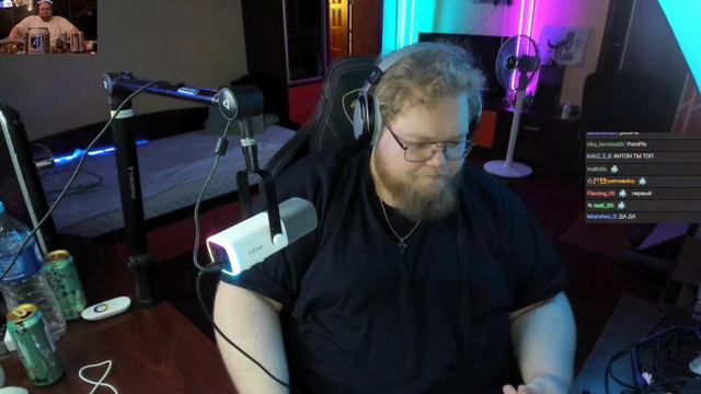 Т2х2 РАСПАКОВЫВАЕТ ПОСЫЛКИ, донаты, мемы и другое | ПОСИДЕЛКИ С Т2Х2 #4