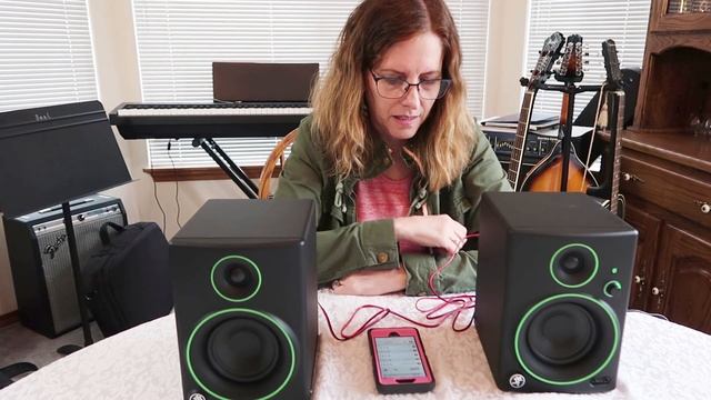Mackie CR4BT Multimedia Bluetooth Speaker Monitors Unboxing & Setup! смотреть онлайн