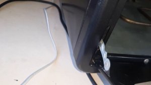 Электродуховка плохо прилегает дверца - ремонт.