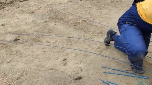 Вязка Стеклопластиковой арматуры. Подготавливаем каркас из арматуры для фундамента.