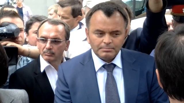 Губернатор Воробьёв встреча с жителями Гагарина в Балашихе