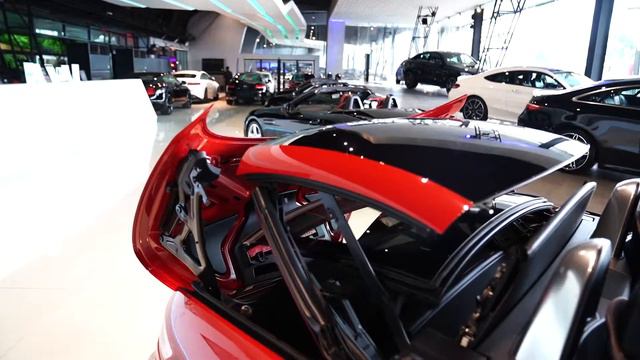 Mercedes Benz SLK200 Red смотреть онлайн