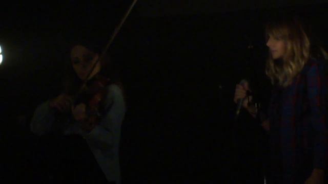 Mes fenêtres donnent sur la cour ~ Coralie Clément @ Café de la Danse (11-12-2014) смотреть онлайн