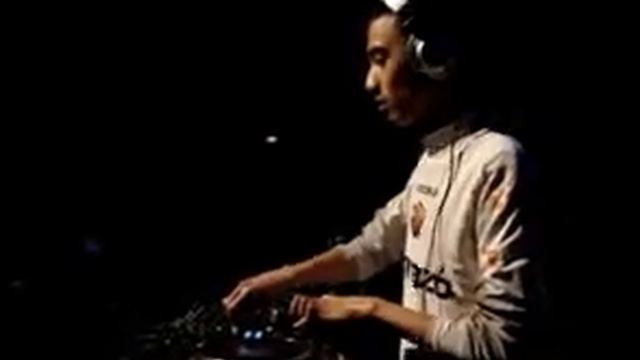 Mano Moker @ Bangerz - The Toy House смотреть онлайн