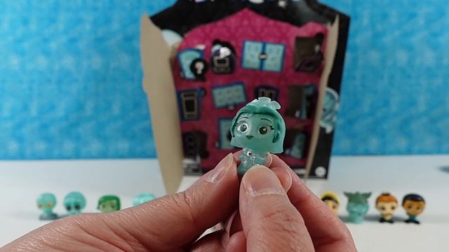 Disney Doorables The Haunted Mansion Series 7 Blind Bag Opening | PSToyReviews смотреть онлайн
