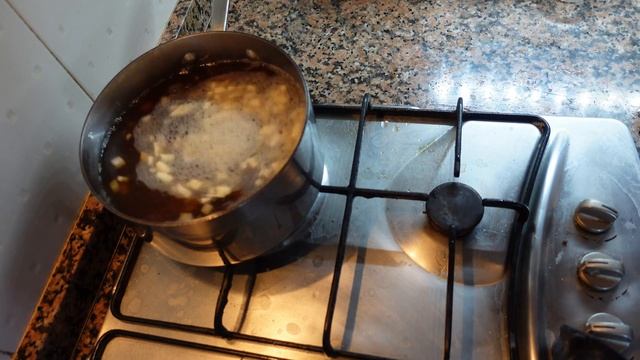 Consommé! How to clarify chicken stock! смотреть онлайн
