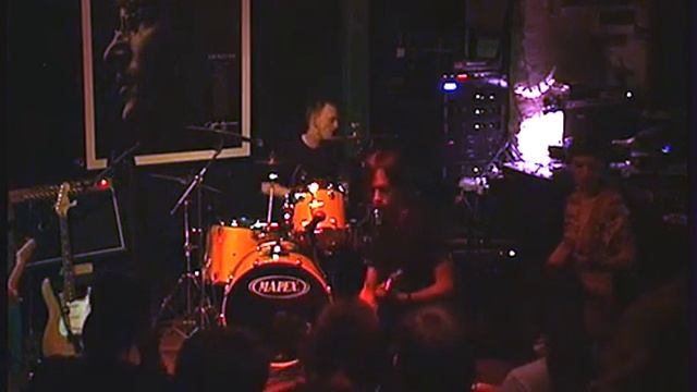 The Pixel - Glasgow (Live in Кризис Жанра 08.03.2006) смотреть онлайн