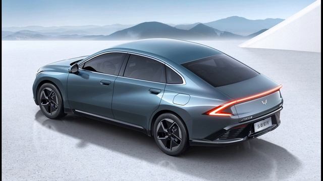 2024 WULING STARLIGHT / XINGGUANG EV Electric and PHEV Plug-in Hybrid Revealed in China смотреть онлайн