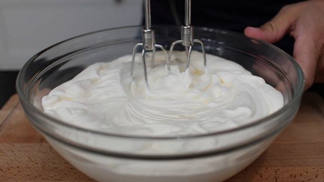 10 Minutes Lemon Ice Cream Without Ice Machine (3 Ingredients) | Nolyns Kitchen смотреть онлайн