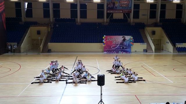 Смоленск 1 место XI Dance Way Студия танца "Zefir" г.Гомель - Мы поколение танцы смотреть онлайн