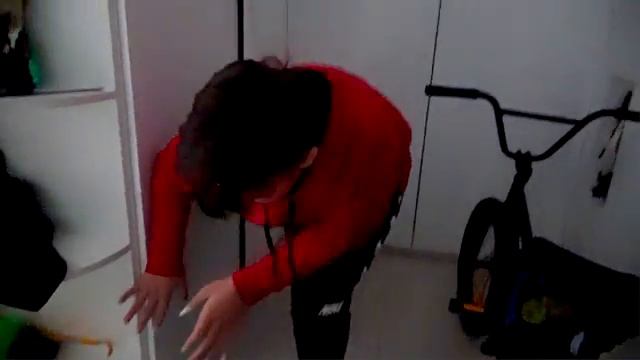 Выжить с Длиными ногтями 24 ЧАСА смотреть онлайн