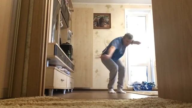 Скакалка для тех, кто умеет прыгать, но хочет прыгать через скакалку еще круче. смотреть онлайн