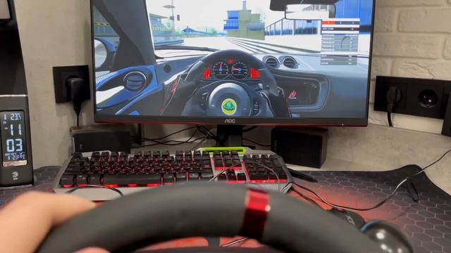 Игровой руль Logitech momo racing смотреть онлайн