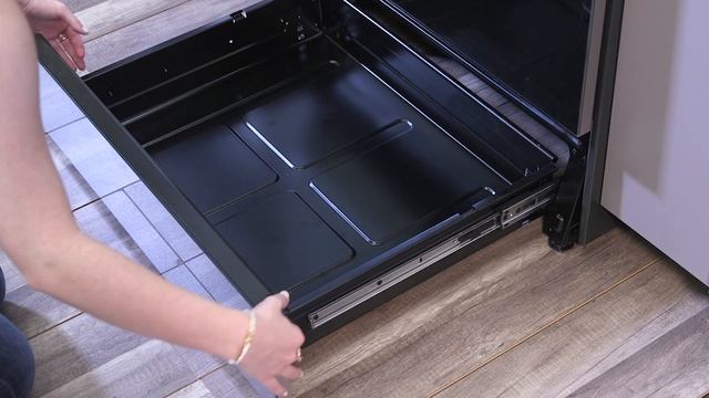Remove and install the Push to Open Range Storage Drawer смотреть онлайн