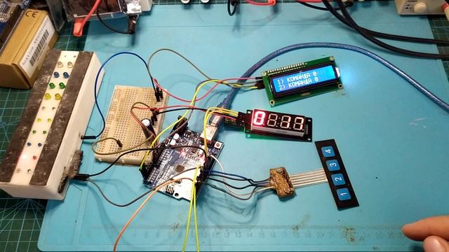 Ардуино Игра 2 кнопки Брей-ринг смотреть онлайн