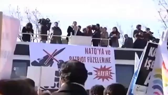Мусульмане Турции против всяких отношений с Америкой! смотреть онлайн