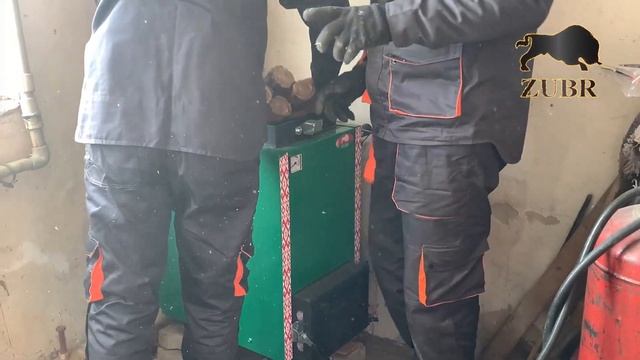 Як розтопити шахтний котел-перший запуск котла - kotel-zubr.com смотреть онлайн