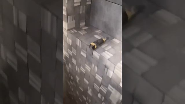 Запил плитки под 45° часть моей работы) смотреть онлайн