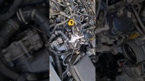 vw polo1.4 tdi 2016 ,проблема с давления масла.  Меняем клапан давления масла, масляного насоса.
