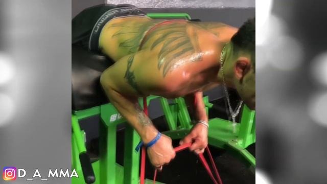 ТРЕНИРОВКИ БЕЗУМЦА! Тони Фергюсон I Tony Ferguson's the craziest training workouts COMPILATION смотреть онлайн