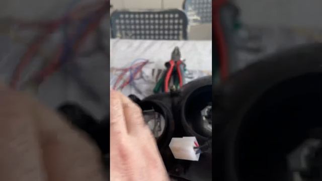Установка bi-led линзы в фару KTM 950/990 adventure. смотреть онлайн