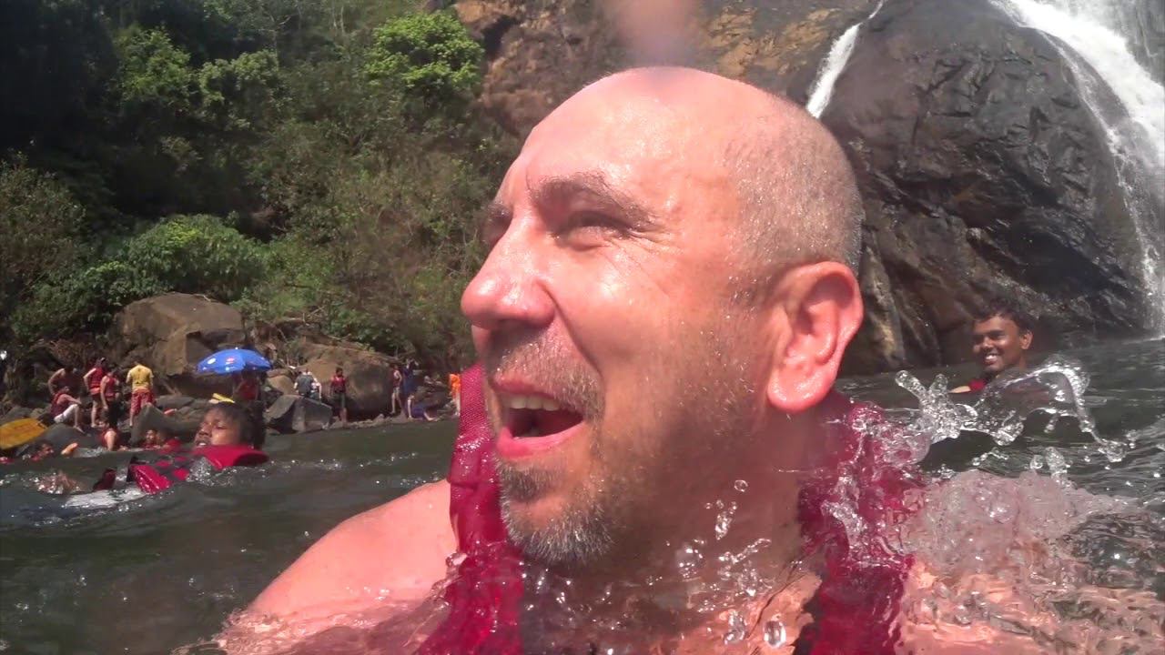под Водопадом! живые рыбы #GOA #33
