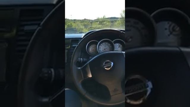 Ниссан тиида , крутит стартер но не заводится смотреть онлайн