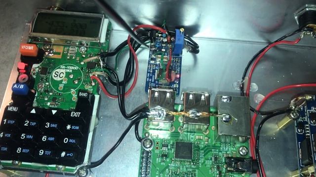 Re-Packaging of Allstar node with Baofeng UV-5R, Raspberry Pi 3 b+ and CM-108 / KM6DZ смотреть онлайн