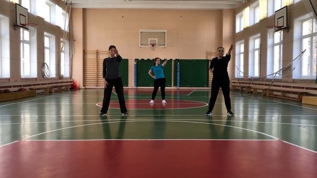 Танцевальная физкультминутка для детей и их родителей. смотреть онлайн