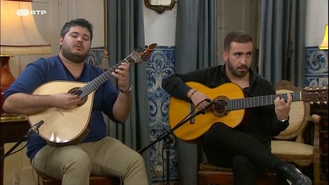 Ana Moura (Ана Мора). Ninharia (Em Casa d´Amália) смотреть онлайн