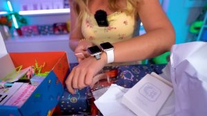 Опять СКУПИЛА ВСЕ ДЕНЕЖНЫЕ Сюрприз БОКСЫ ? Нашла Внутри AIRPODS !