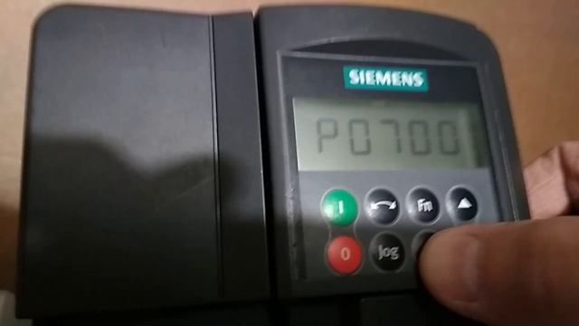 Micromaster 440. Быстрый запуск частотного преобразователя смотреть онлайн