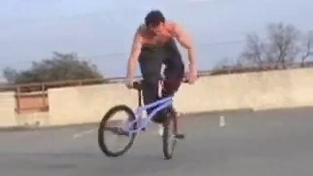 David Weathersby BMX tricks смотреть онлайн